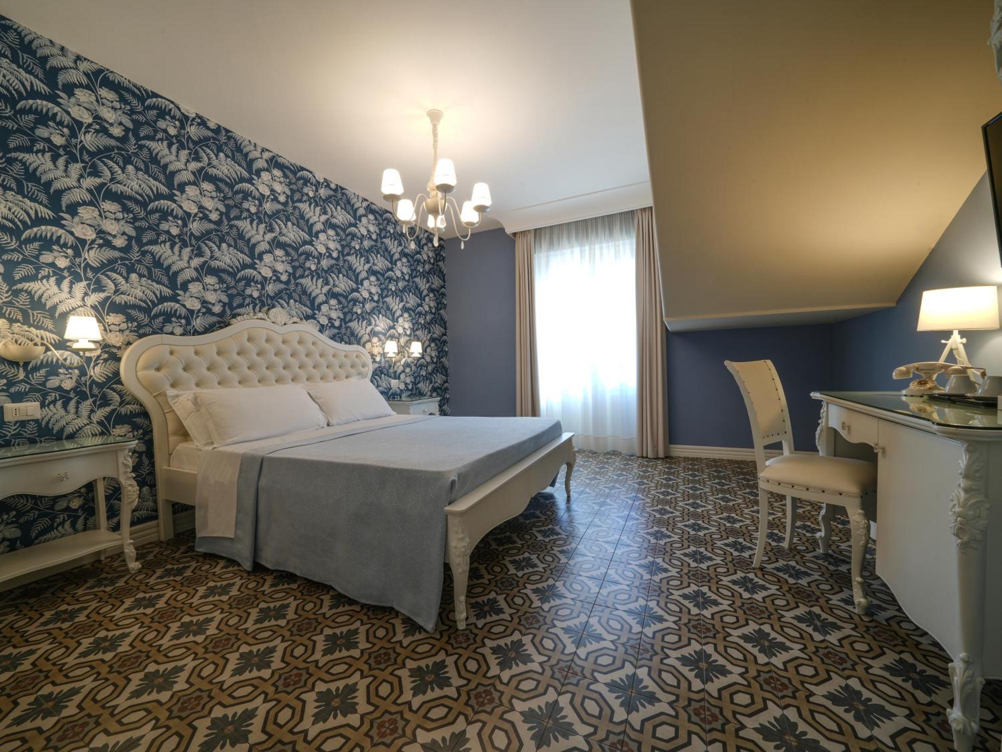 Sui Generis Tropea Luxury Rooms Exterior photo