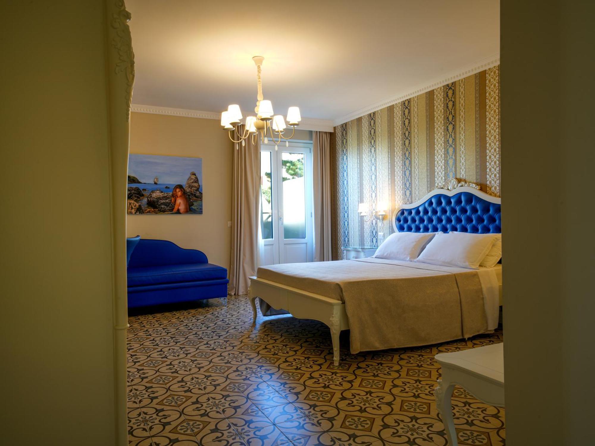 Sui Generis Tropea Luxury Rooms Exterior photo