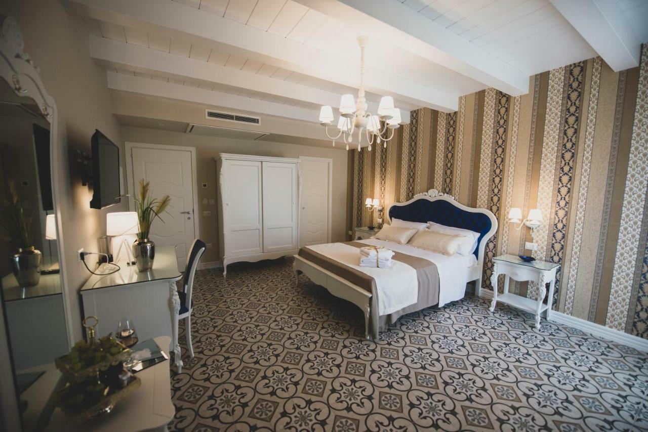 Sui Generis Tropea Luxury Rooms Exterior photo