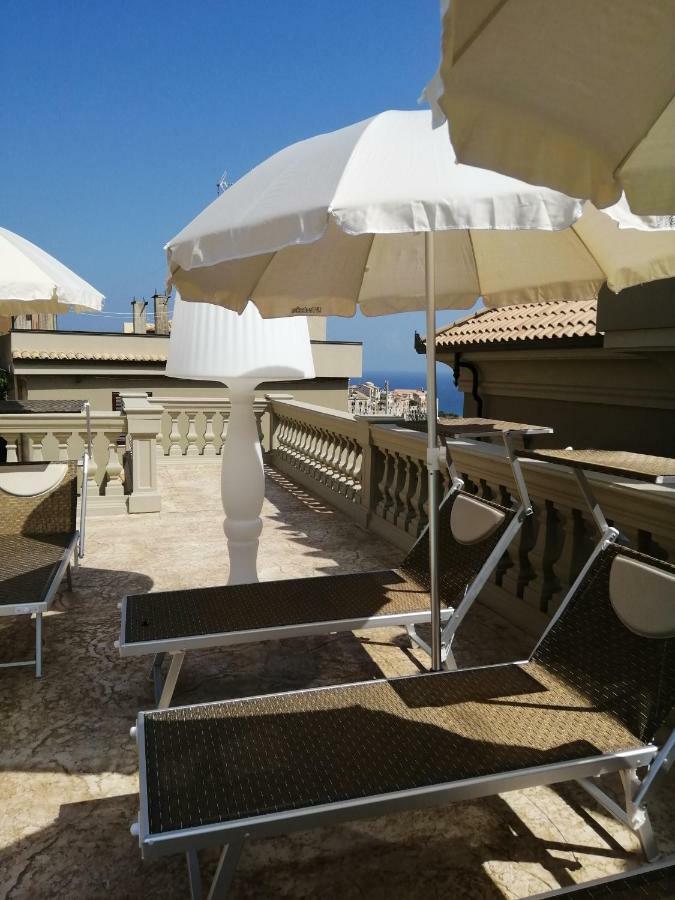 Sui Generis Tropea Luxury Rooms Exterior photo