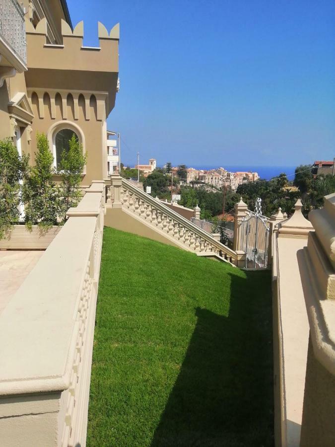 Sui Generis Tropea Luxury Rooms Exterior photo