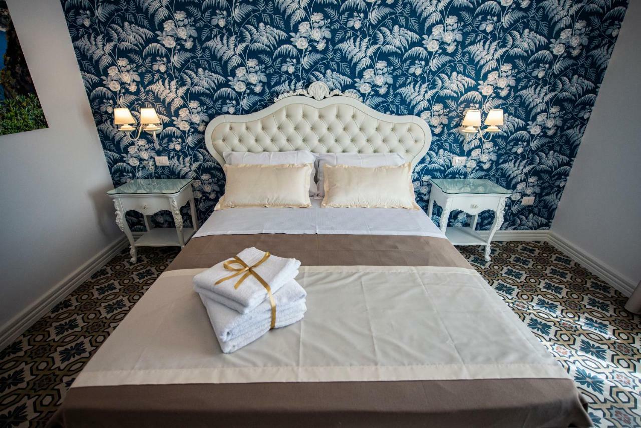 Sui Generis Tropea Luxury Rooms Exterior photo