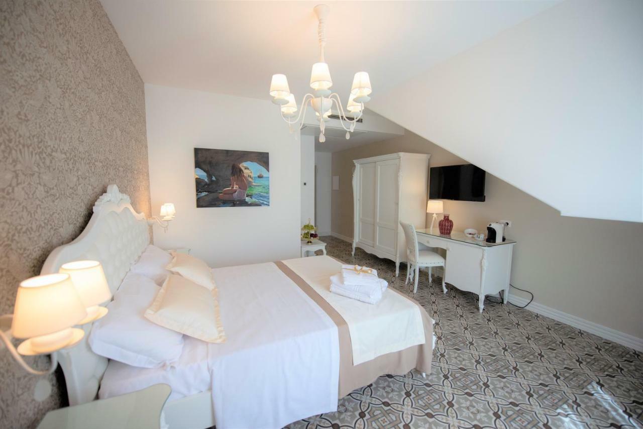 Sui Generis Tropea Luxury Rooms Exterior photo