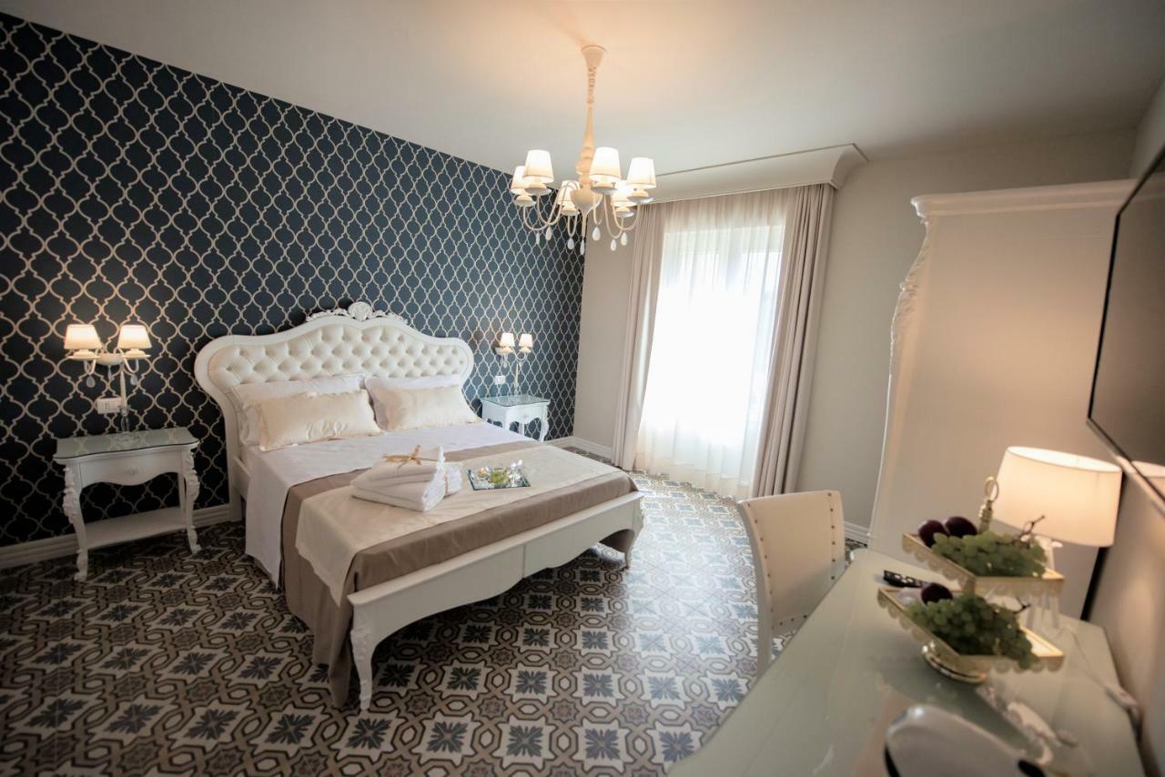 Sui Generis Tropea Luxury Rooms Exterior photo